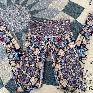 Wolven Threads Leggings